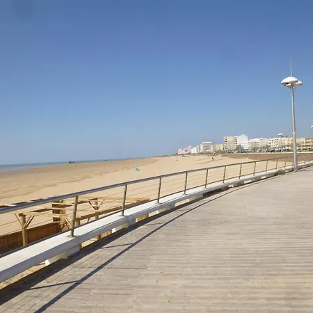 Apartment Confortable Proche Avec Balcon - Saint-jean-de-monts, 2 Chambres, Parking Inclus - Fr-1-224c-245 *