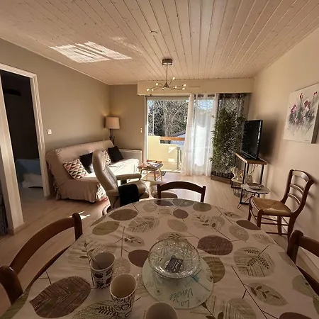 Confortable Proche Avec Balcon - Saint-jean-de-monts, 2 Chambres, Parking Inclus - Fr-1-224c-245 Apartmán *