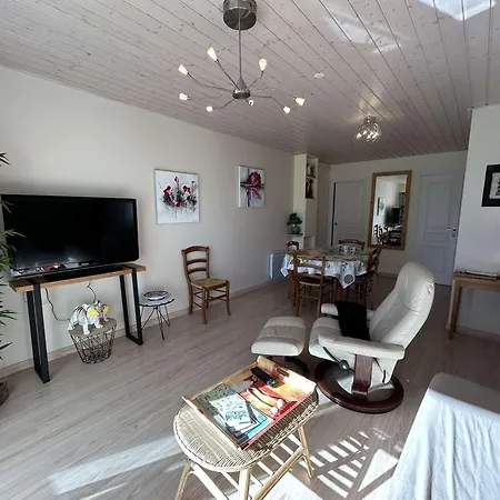 Apartmán Confortable Proche Avec Balcon - Saint-jean-de-monts, 2 Chambres, Parking Inclus - Fr-1-224c-245