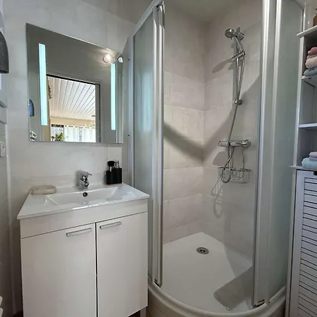 Confortable Proche Avec Balcon - Saint-jean-de-monts, 2 Chambres, Parking Inclus - Fr-1-224c-245 Apartmán *